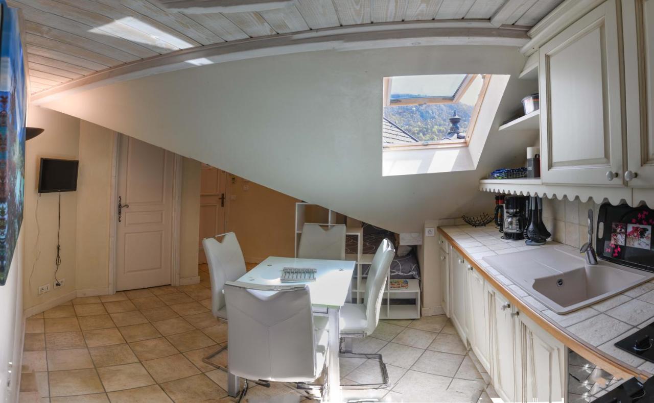 Logement Atypique Avec Vue Unique Panoramique Sur Le Lac D'Annecy, Dans Une Residence Avec Plage Et Ponton Privee Sur La Commune De ดูแอ็งต์ ภายนอก รูปภาพ